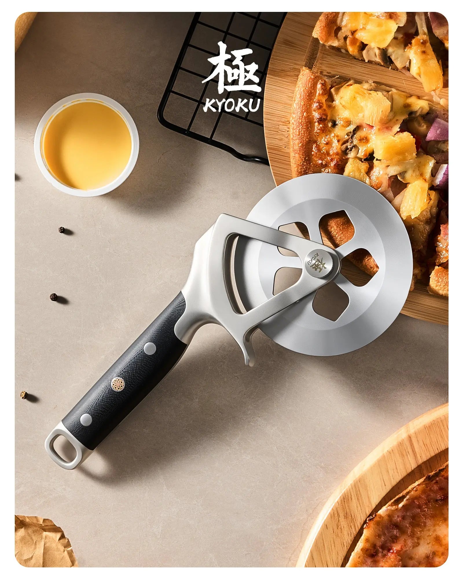 4" Detachable Pizza Wheel Cutter | Shogun Series Kyoku Knives